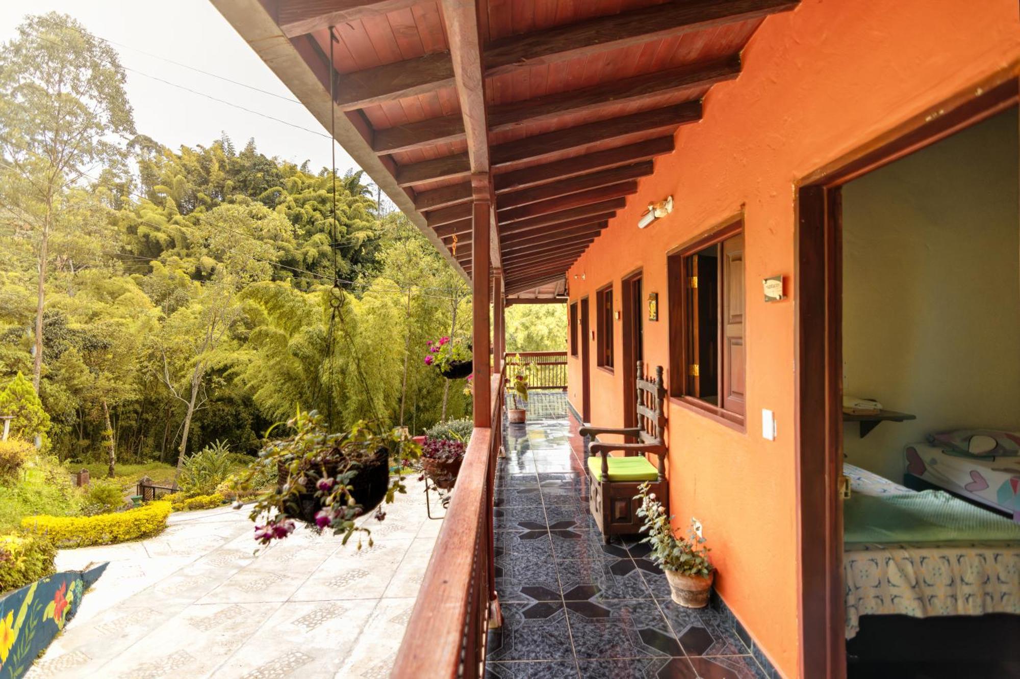 Hotel Orillas Del Pizano 贾丁 外观 照片