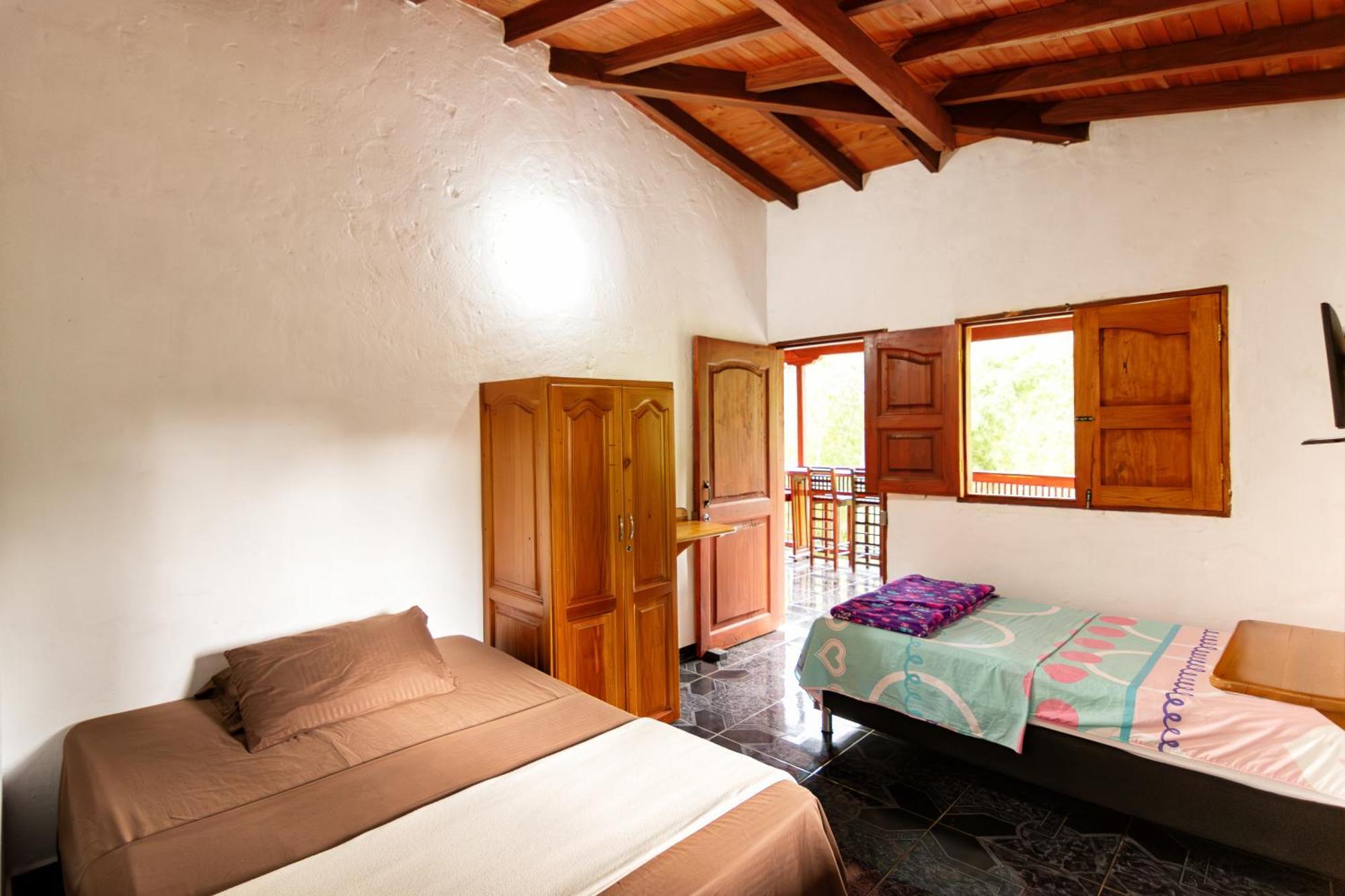 Hotel Orillas Del Pizano 贾丁 外观 照片