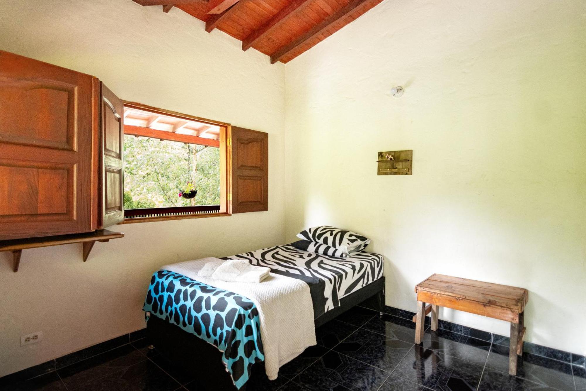 Hotel Orillas Del Pizano 贾丁 外观 照片
